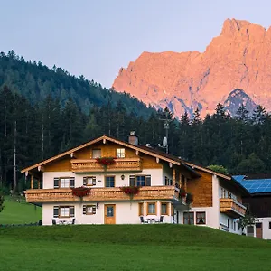 3* Penzion Hochoedlehen